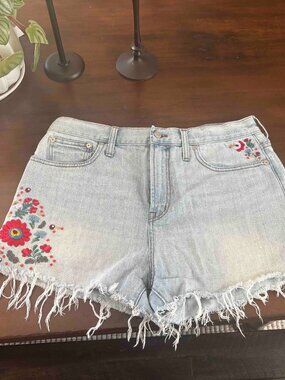 Madewell Embroidered Perfect Jean Shorts - Size 30